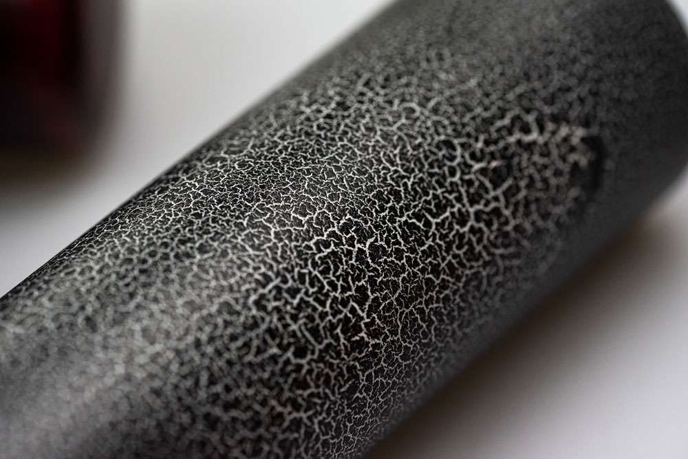 Baseball bat finishes the latest trends to stand out