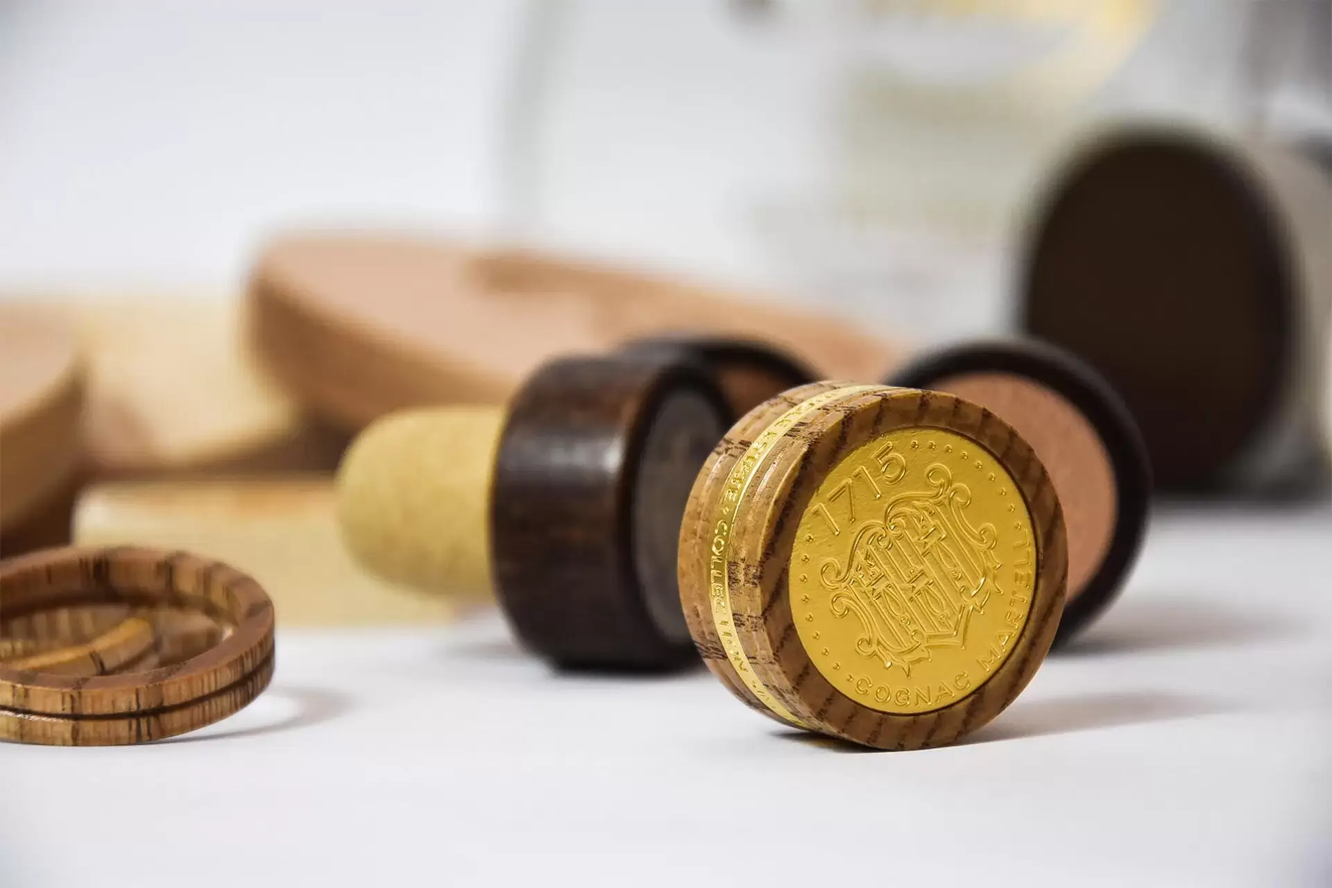 wooden stopper manufacturer